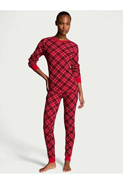 ست پیژامه زنانه ویکتوریا سکرت – طرح چهارخانه قرمز  Victoria’s Secret Thermal Long Pajama Set – Lipstick Lovely Plaid